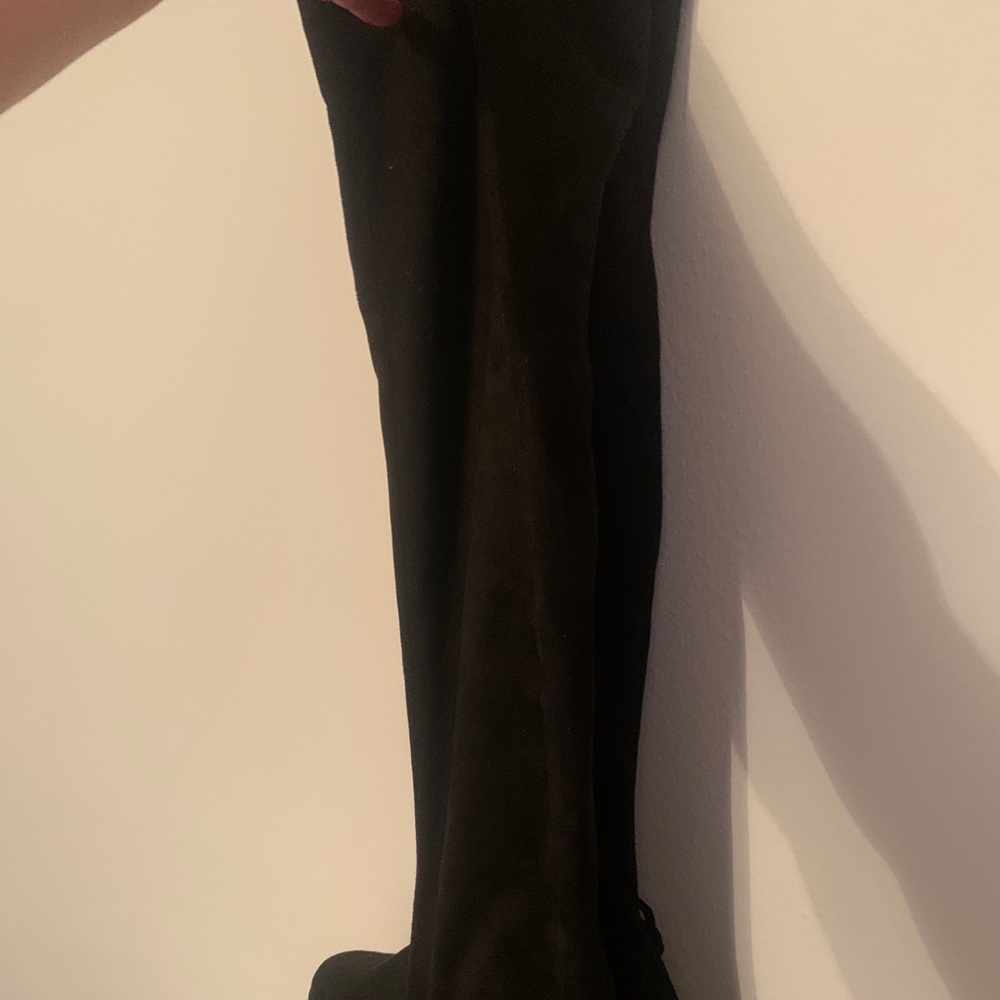 Boots - Picture 4 of 4